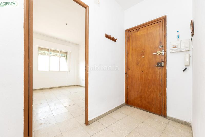 Foto 5a9811e6-4724-45f7-a546-896cadcb823c. Ático  con terraza y vistas en el corazón barrio figares en Granada