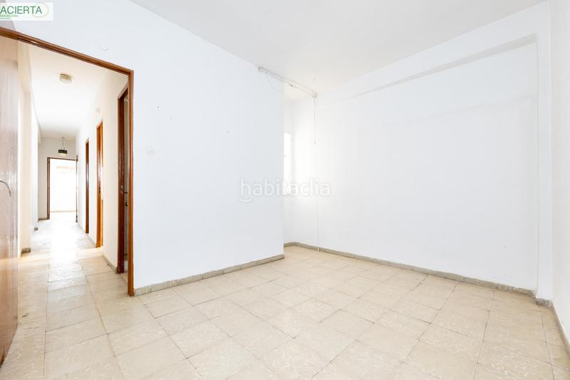 Foto 87fdcf56-61e7-4628-aa97-e34026805814. Ático  con terraza y vistas en el corazón barrio figares en Granada
