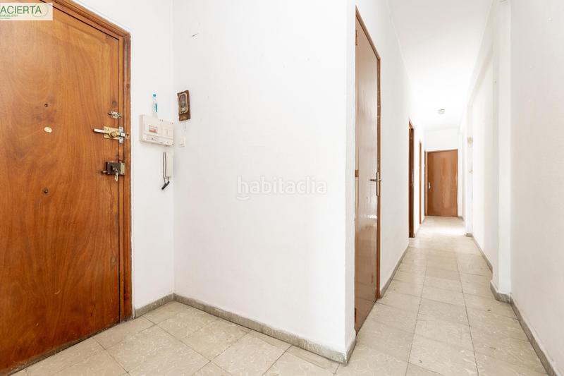 Foto be3af852-debc-4626-8804-f0740070dcad. Ático  con terraza y vistas en el corazón barrio figares en Granada