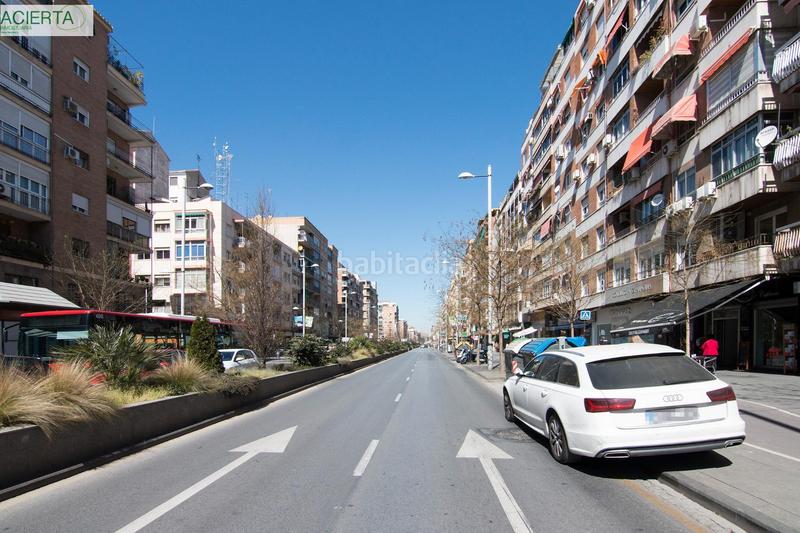 Foto de788b83-7fe3-4caf-a5d5-4bd6ae781cf7. Piso Camino de Ronda. piso en planta alta con 5 dormitorios, garaje y trastero, calefacción central. en Granada