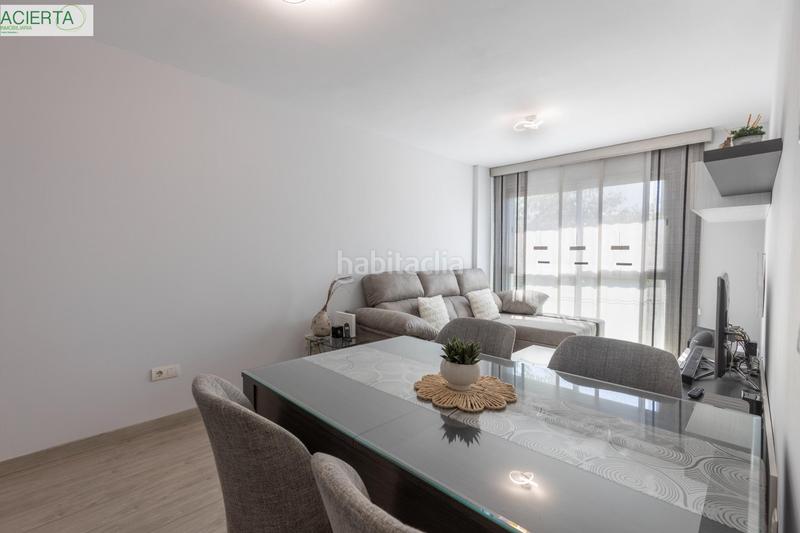 Foto 1ae36dd9-2ec4-4538-98a1-7fbe5f1ad640. Piso en calle de circunvalación 3 piso de 2 dormitorios con garaje y trastero en la mejor zona en Alhendín