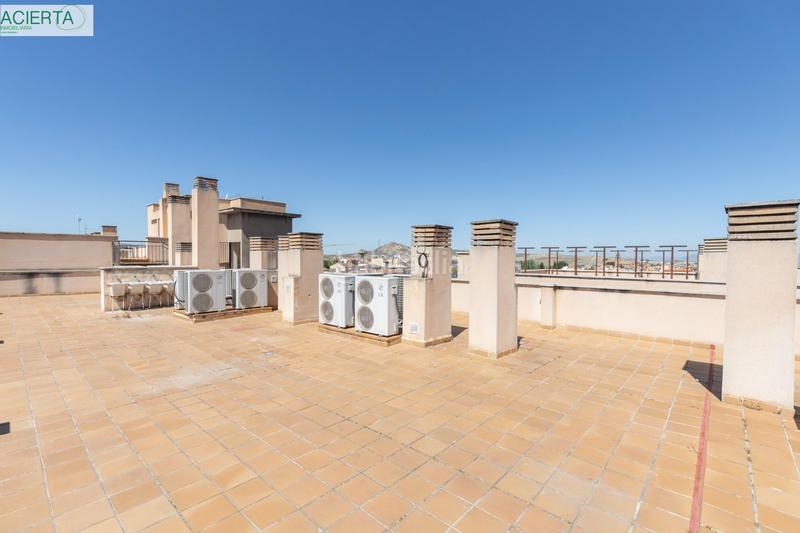 Foto 3afa0346-be40-4d5b-995d-1b492a7825ad. Piso en calle de circunvalación 3 piso de 2 dormitorios con garaje y trastero en la mejor zona en Alhendín
