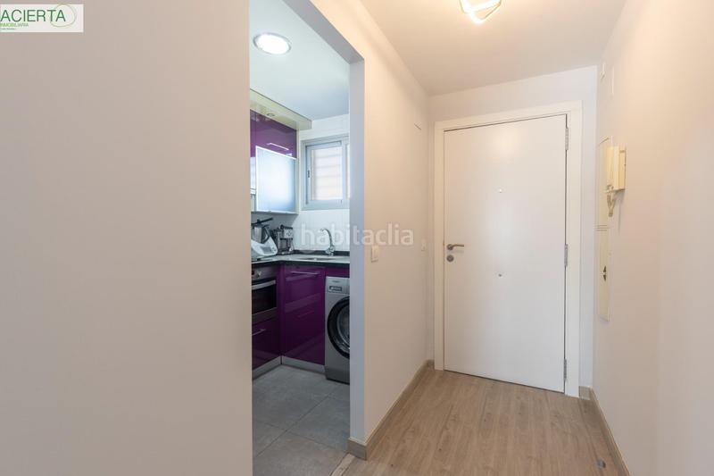 Foto 634bc917-c80e-4e2c-b0e0-46198675290d. Piso en calle de circunvalación 3 piso de 2 dormitorios con garaje y trastero en la mejor zona en Alhendín