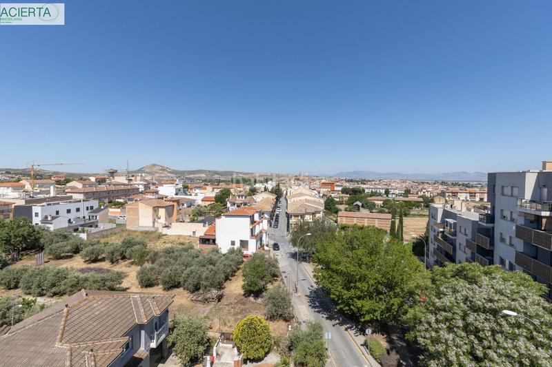 Foto 715c202f-3796-4ea6-ba6b-1d0eec8151fd. Piso en calle de circunvalación 3 piso de 2 dormitorios con garaje y trastero en la mejor zona en Alhendín