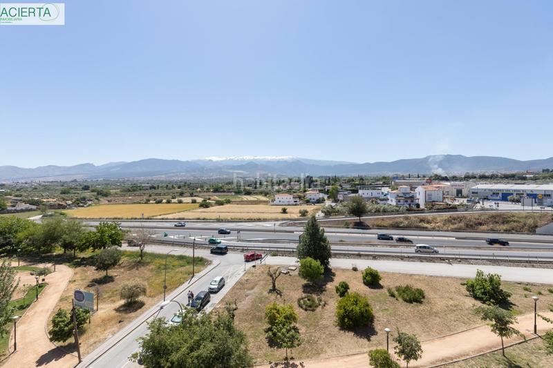 Foto f847c2ea-e4da-46cf-b2f0-36ebdf60fb3e. Piso en calle de circunvalación 3 piso de 2 dormitorios con garaje y trastero en la mejor zona en Alhendín