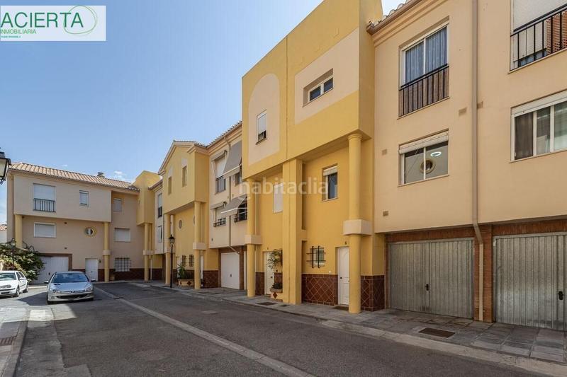 Foto 0defcfce-12ff-42b5-b5ae-233b6e27bdcb. Casa adosada tu casa ideal te espera en los ! tranquilidad, vistas y espacio para toda la familia en Ogíjares