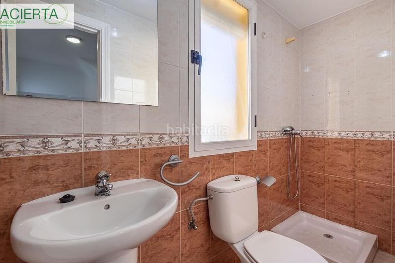 Foto 1d1d97a0-fefc-4ed6-aa37-6c60b0157b7c. Casa adosada tu casa ideal te espera en los ! tranquilidad, vistas y espacio para toda la familia en Ogíjares