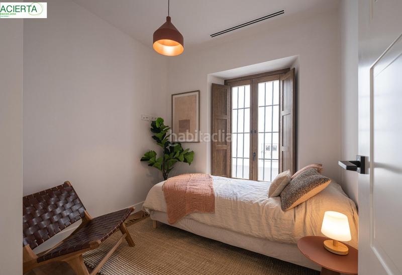 Foto f71ccbfd-85d2-4f8b-b79c-acd30849793d. Piso horno de vidrio, espino 1 a en Barrio de Albaicín Granada