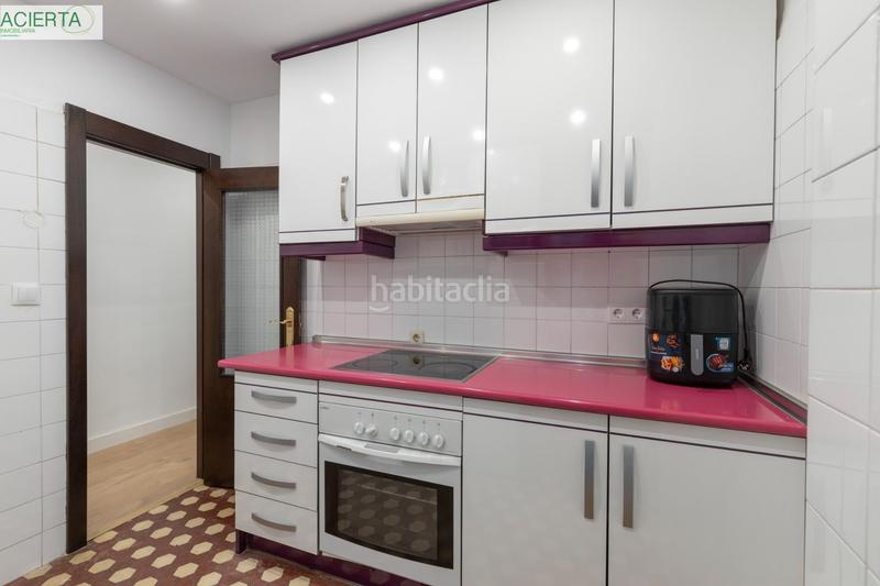 Foto 09b1ef83-6568-4e3a-b10a-132a5e5de6d8. Piso oportunidad única en el corazón calle pintor lópez mezquita en Granada