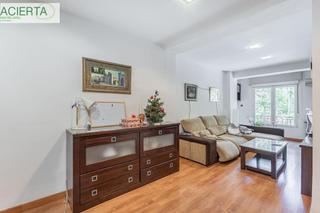 Location Appartement à Fígares. Estudiantes piso 3 dormitorios reformado
