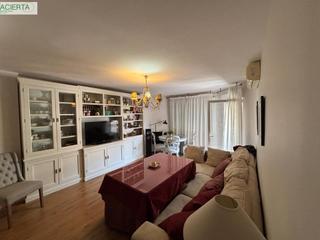 Miete Etagenwohnung in Fígares. Magnifico piso de 4 dormitorios en calle alhamar