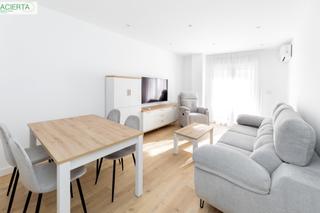 Pis  Calle faisan. Venta de piso totalmente reformado y equipado en granada zona ju