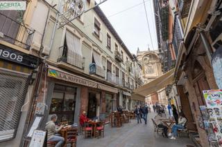 Àtic a Marques de gerona 4. Oportunidad única en el corazón de granada!