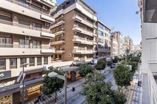 Pis  Calle recogidas. Gran piso en calle recogidas