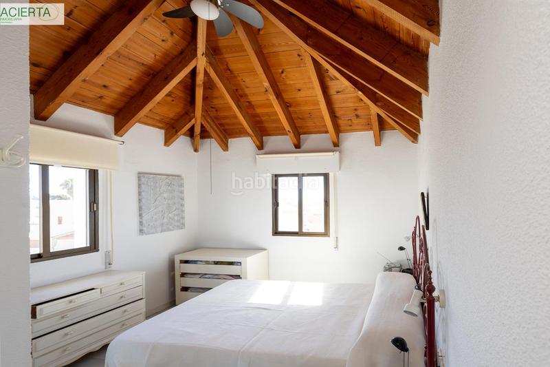Foto 8de8a237-85b5-4ef5-a951-c0dbea1ed1c3. Casa aparellada a Calahonda - Carchuna Motril