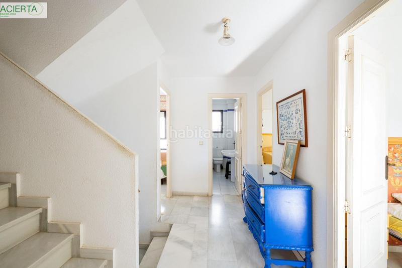 Foto a1deaf94-f1ac-414d-b5f0-f2322c39298a. Casa aparellada a Calahonda - Carchuna Motril