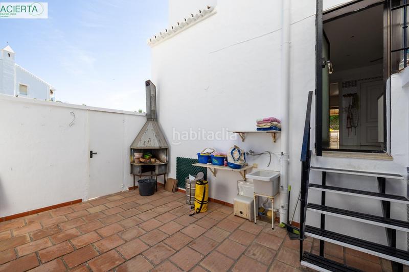Foto ca4d147e-771b-43cc-8e17-3895df5e6e81. Casa aparellada a Calahonda - Carchuna Motril