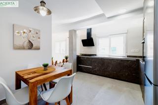 Appartement à Barrio de Zaidín. Calidad premium en este piso reformado a estrenar en la hipica