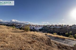Terreny residencial a Calle del abedul 45. Solar urbano en urbanización los cerezos  gójar