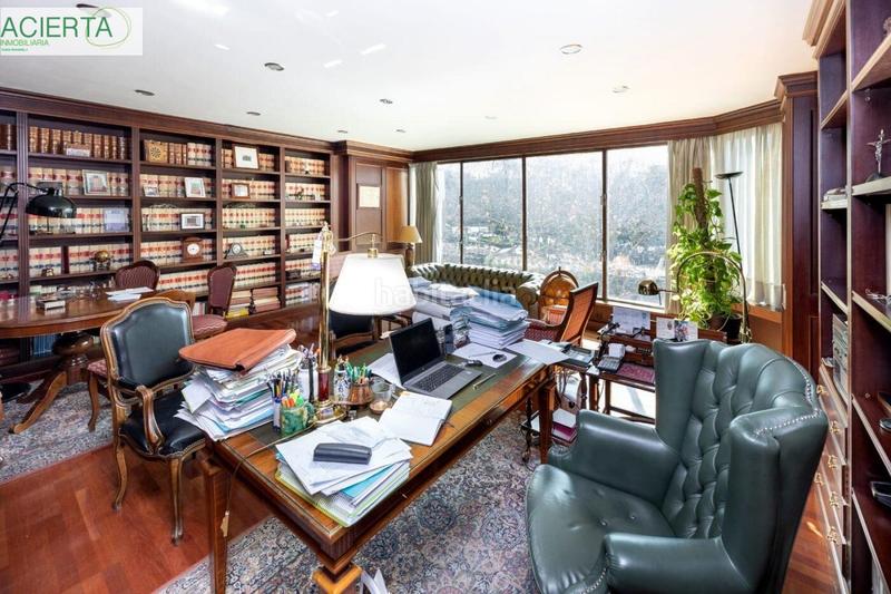 Foto 38a55b29-3144-428c-8afa-8d3c018cb793. Oficina amb calefacció a Fígares Granada