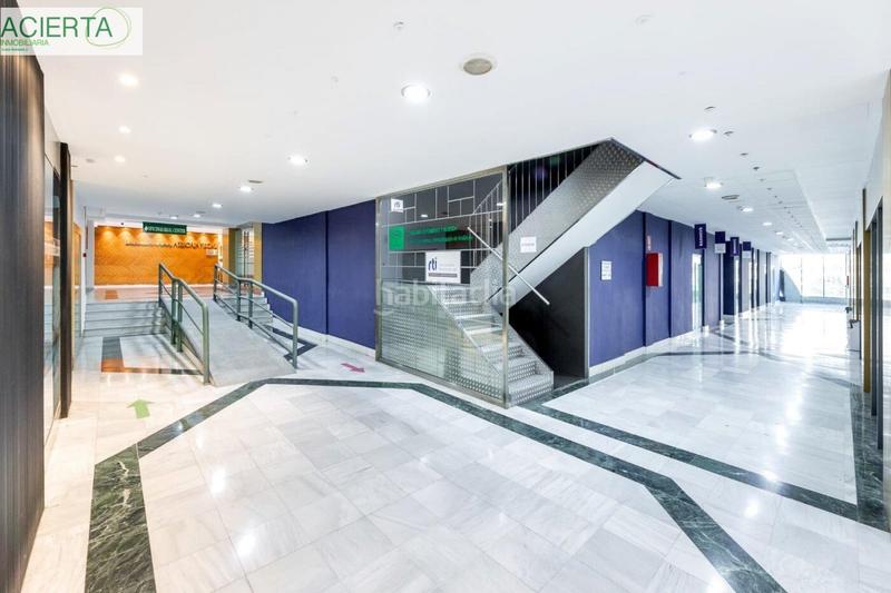 Foto f1ded271-b557-40ee-918d-85c5dc33236d. Oficina amb calefacció a Fígares Granada