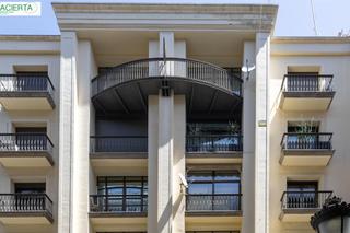 Piso  Angel ganivet. En venta piso en granada centro con terraza en ganivet