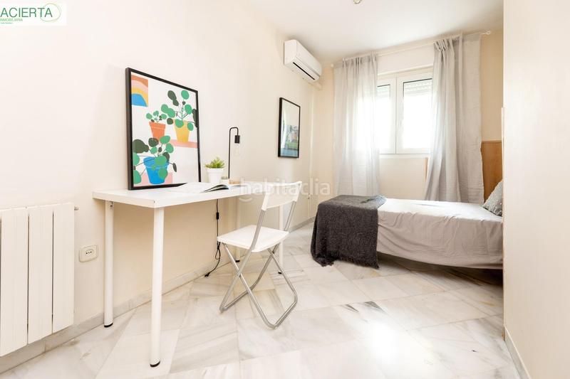 Foto 48dfbac9-b97c-4e1c-afc9-25b11b21812d. Chalet con riscaldamento parcheggio piscina in Camino de los Neveros - Serrallo Granada