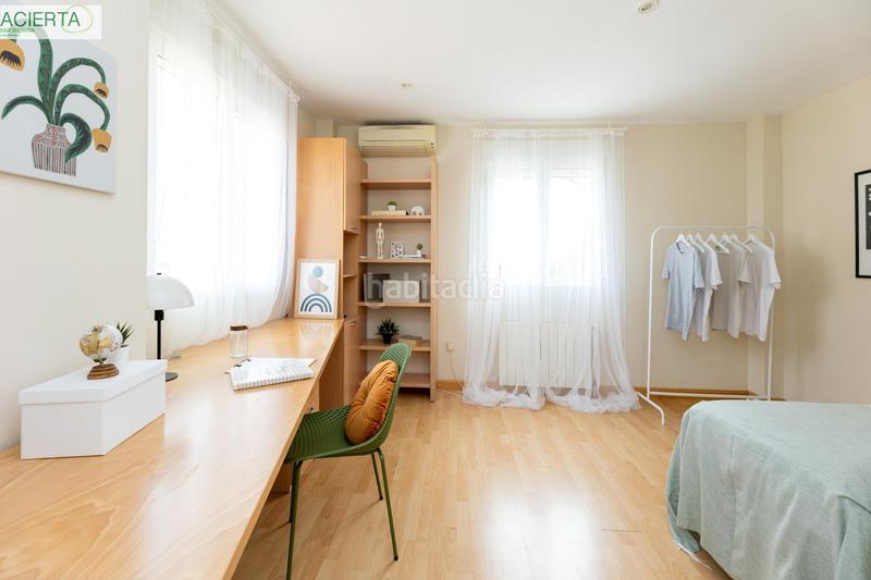 Foto 843d6020-aede-40d2-bde2-274786dbeb14. Chalet con riscaldamento parcheggio piscina in Camino de los Neveros - Serrallo Granada