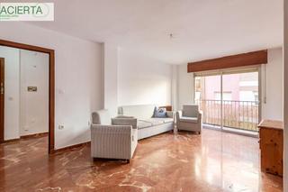 Appartamento  Calle azhuma. Estupendo piso junto alhamar