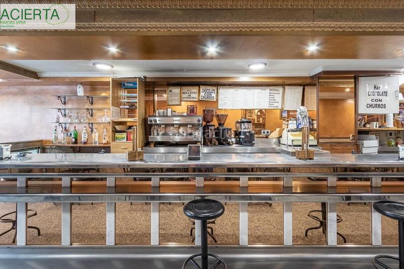 Foto 5cf9c81f-c6a0-4355-b4d7-1a1d22340e22. Local commercial dans San Ildefonso Granada