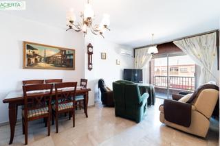 Appartamento  Juan pablo ii 8. Piso de 4 habitaciones con garaje y trastero junto al hospital d
