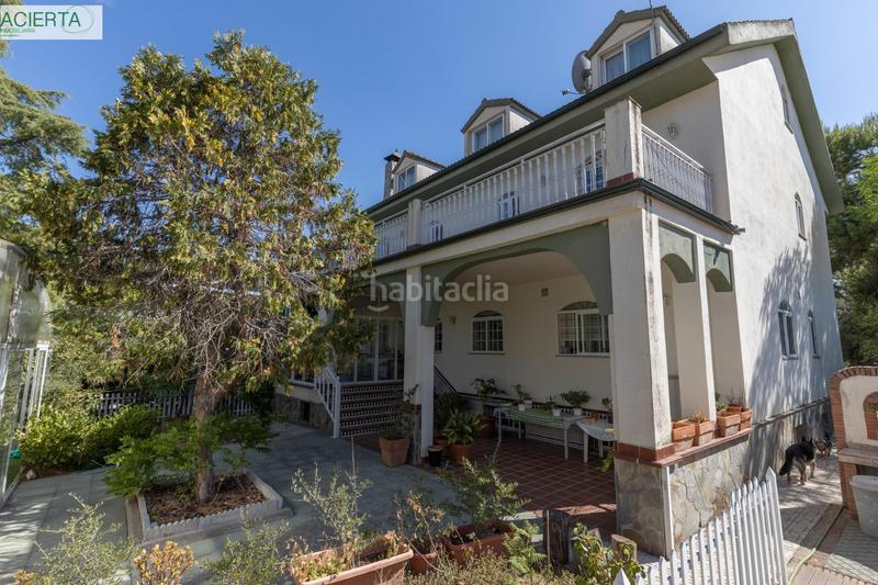 Foto 331678bc-7570-405b-a156-7cbc6ce7145e. Chalet with heating parking pool in Atarfe