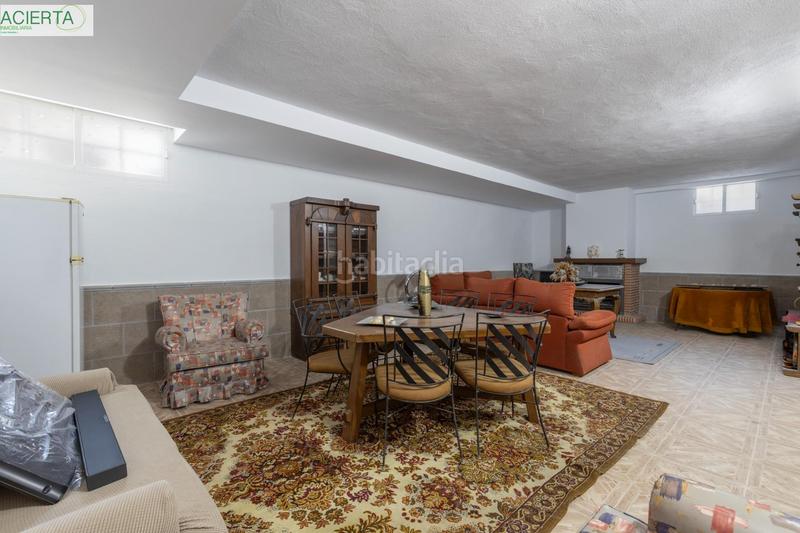 Foto 57bf3eed-9898-4ddb-b16c-f259ae13c441. Chalet with heating parking pool in Atarfe