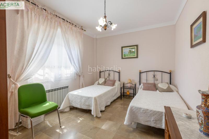 Foto 65c59309-211a-4125-b830-2c56c9a8c294. Chalet with heating parking pool in Atarfe