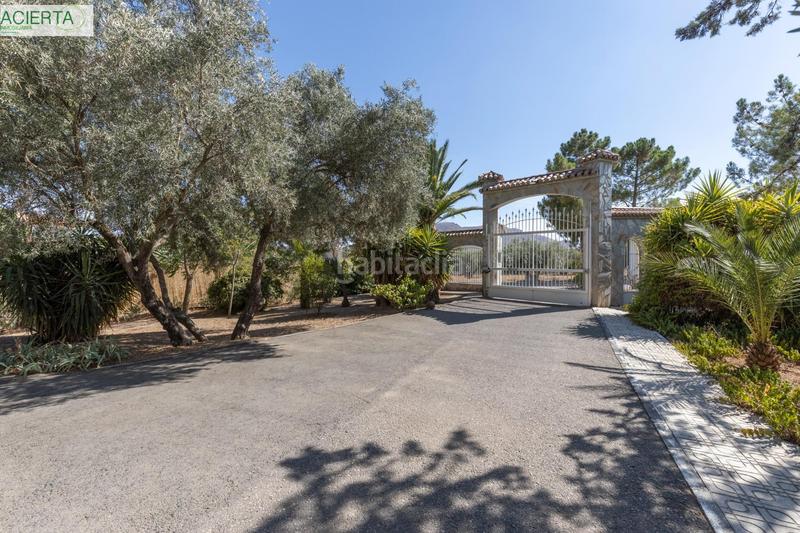 Foto 9c48a75a-d294-4161-95c1-ddd36889ba81. Chalet with heating parking pool in Atarfe