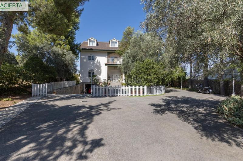 Foto c6e2a124-0772-4472-b6ae-d9f20e9e66a6. Chalet with heating parking pool in Atarfe