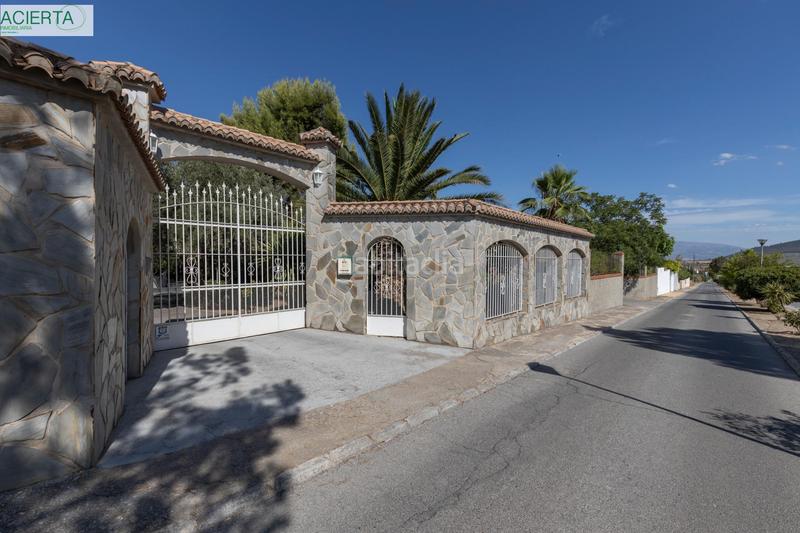 Foto cb1c0003-6490-43ac-badf-e8c1b85e4db7. Chalet with heating parking pool in Atarfe