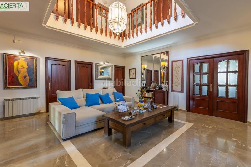 Foto f2abdda3-4847-4d74-90dd-d515916dcf8f. Chalet with heating parking pool in Atarfe