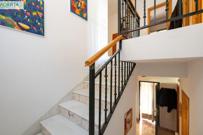 Foto c03d30a4-1264-4937-8887-ff866491d2a8. Chalet avec chauffage parking dans Jun