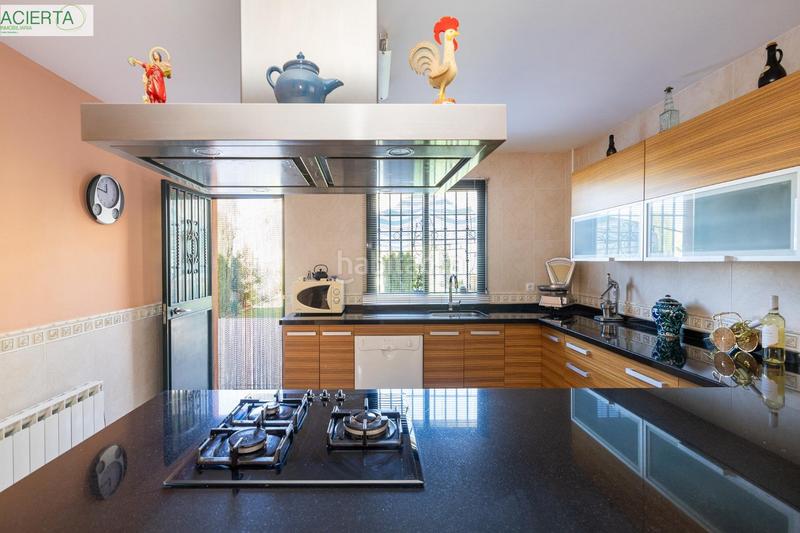 Foto d6b16d24-0172-4470-92de-bde222bd20f9. Chalet avec chauffage parking dans Jun