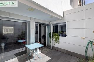 Casa a Barrio de Zaidín. Un hogar para tu familia en el corazón de granada