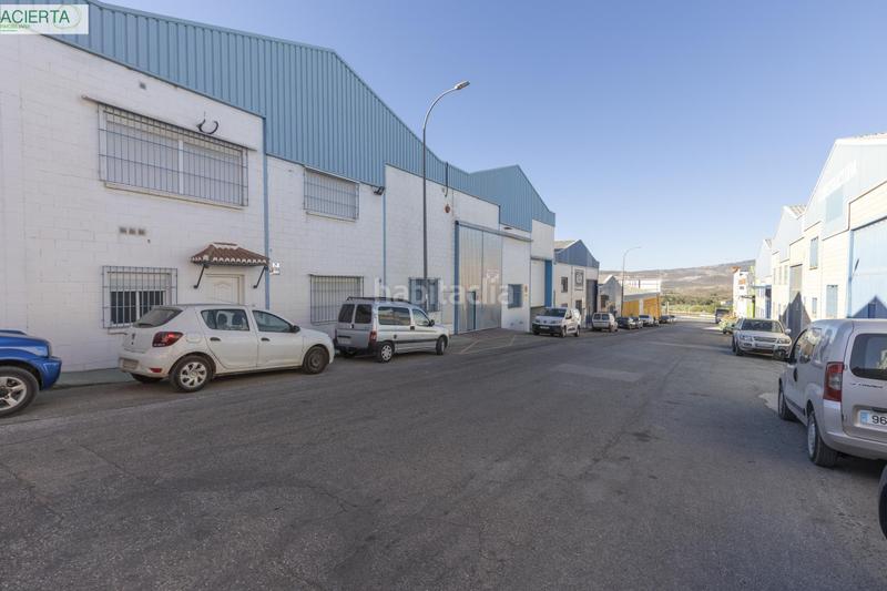 Foto 575fb7ac-c4ff-4bea-b34f-ef38b2a2d998. Bâtiment à usage industriel dans Dúrcal