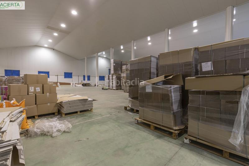 Foto 883dd723-6290-42d1-8fcc-a734a91483fa. Bâtiment à usage industriel dans Dúrcal