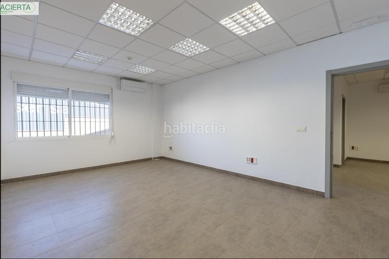 Foto 9ca101b8-c913-4fc9-9f2b-7bc7658690ed. Bâtiment à usage industriel dans Dúrcal