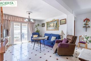 Appartement à Calle concha espina 16. Gran oportunidad en el zaidín piso en cuarta planta con ascensor