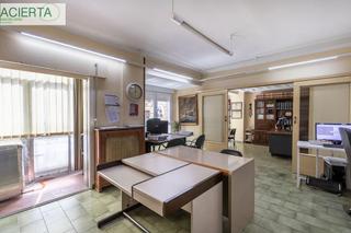 Pis  Calle tablas. Magnífico piso de 200 m ubicado junto a plaza trinidad ideal par