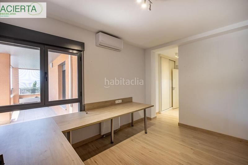 Foto 5924decb-2dda-4f9f-955f-44225968444a. Appartement avec chauffage parking piscine dans Huétor Vega