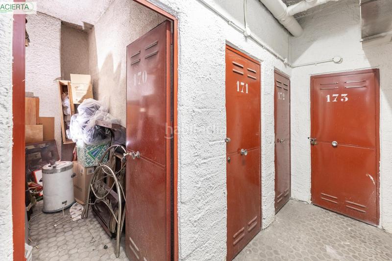 Foto 0c160f65-536d-4c17-a291-01969e6a29e5. Flat in avenida divina pastora 7 bloque 2 7 in San Ildefonso Granada