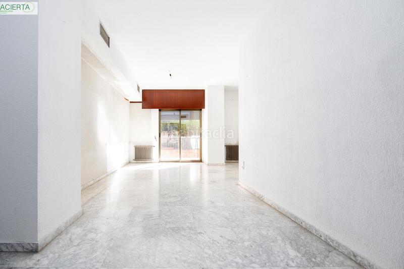 Foto 8677cffd-e9f3-4d7e-80ef-4f18a7d4c7d2. Flat in avenida divina pastora 7 bloque 2 7 in San Ildefonso Granada