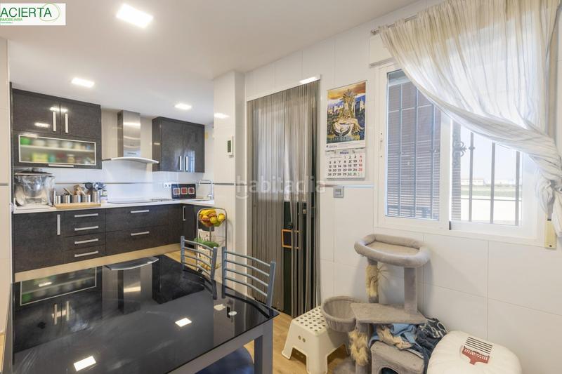 Foto 9b907b54-5078-493a-bc02-7a5e95467e71. Maison jumelée avec parking dans Ambroz Vegas del Genil